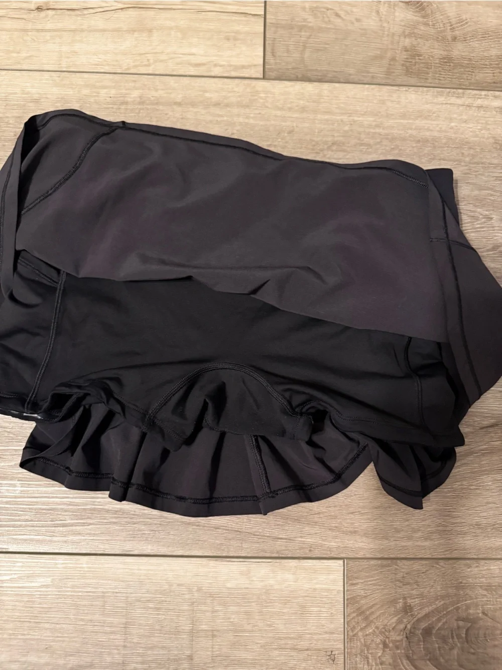 lululemon athletica Black Athletic Skort - Circuit Breaker Skort - Picture 2 of 5